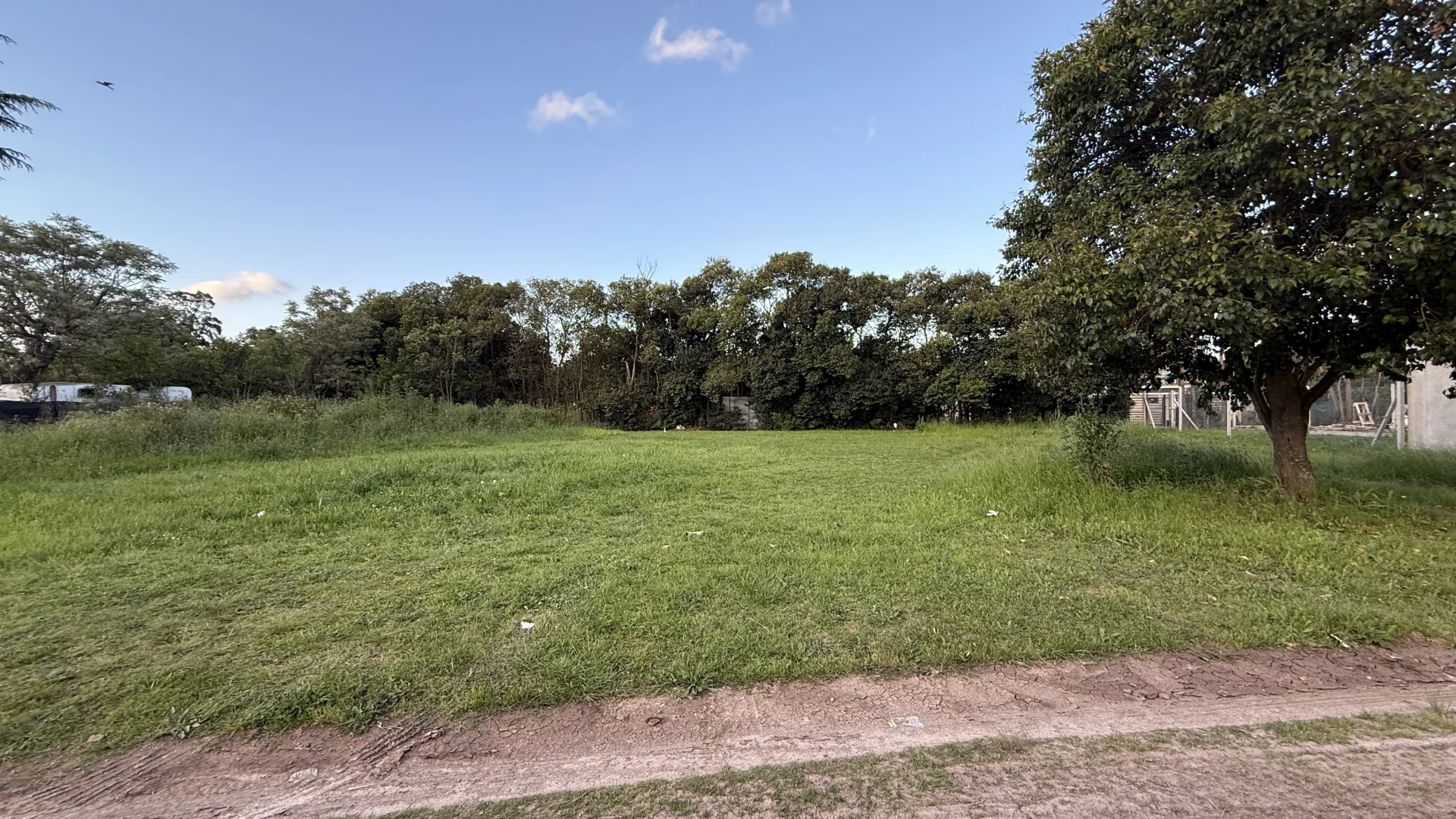 Lote en venta Barrio Alto Norte, foto 2